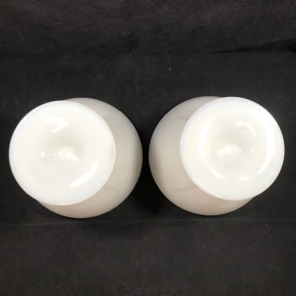3 MILK GLASS PEDESTAL BOWLS/CANDY DISHES. 2 ROUND BOTTOM/1 SQUARE BOTTOM - Picture 9 of 13